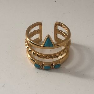 Stella and dot gold colored ring with teal stones